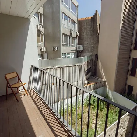 Cozy Almada By Hosty Porto