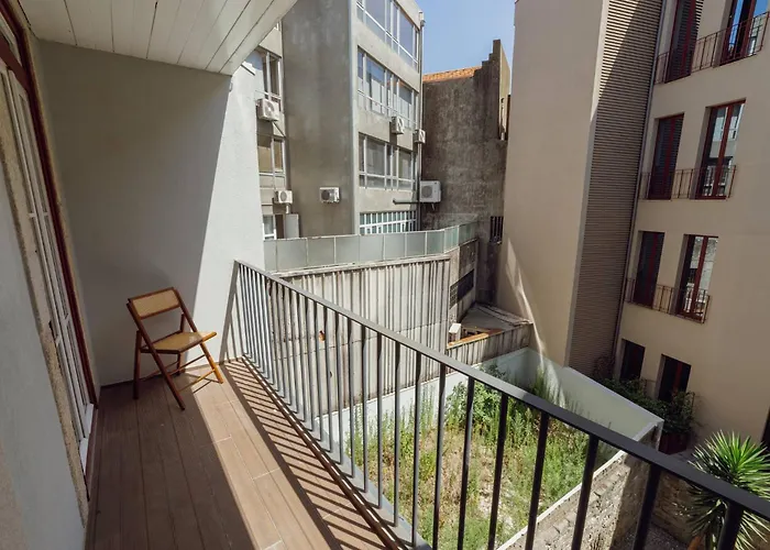 Cozy Almada By Hosty Porto