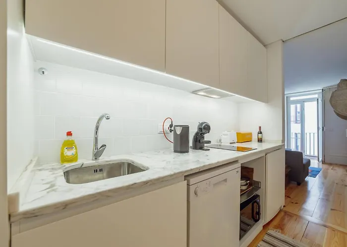 Cozy Almada By Hosty Porto